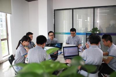 改變世界的IT大佬竟全是程序員出身？下一個會是誰？長沙軟件開發的可能性